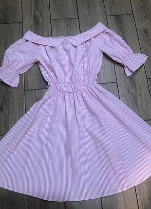 Неймовірна сукня