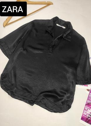 Блуза женская сатиновая черная с короткими рукавами от бренда zara m