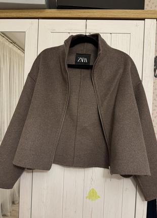 Вкорочене пальто куртка zara