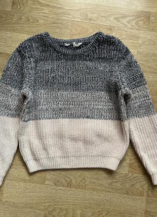 Свитер на девочку 6-8 лет