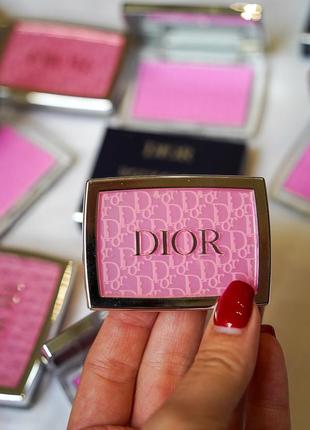 Dior glow blush 2025