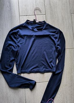 Топ короткий з рукавом