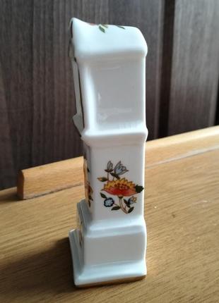 Колекційна , вінтажна фарфорова статуетка