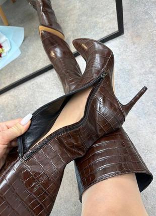 Жіночі дизайнерські чоботи із натуральної шкіри на шпильці 9110