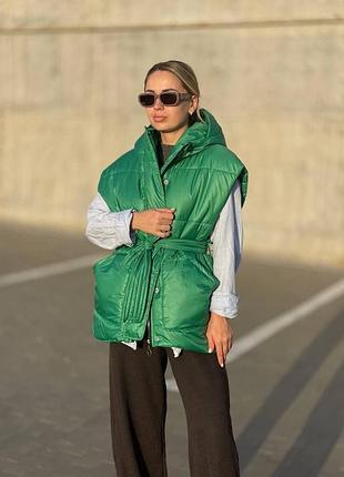 Жилет жилетка жіноча подовжена стьобана з капюшоном розм.42-46