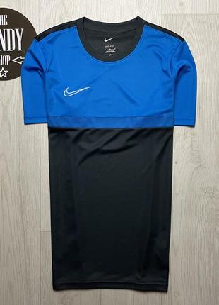 Чоловіча футболка nike dri-fit, розмір m