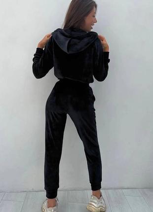 Велюровий костюм