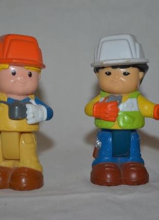 Ігрова фігурка чоловічки little people fisher price фішер прайс різноробочі будівельник