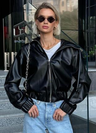 Куртка- бомбер на подкладе твист