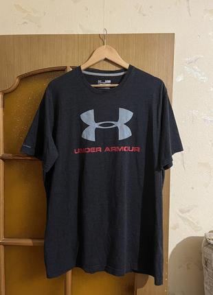Мужская футболка under armour размер xl