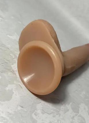 💞фалоимитатор реалистичной формы