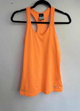 Яскрава майка nike dry fit
