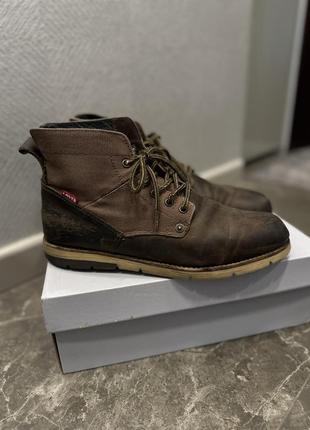 Черевики levi’s
