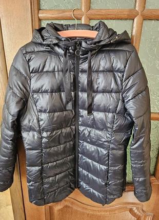 Куртка жіноча esprit black