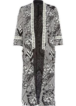 Шифоновая накидка с карманами и разрезами с размер