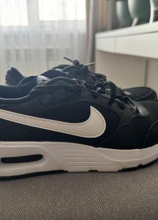 Продам кроссовки nike air