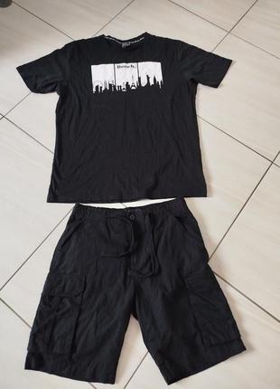 Черные хлопковые шорты с накладными карманами