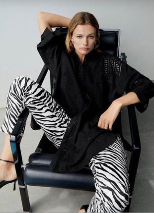 Сорочка оверсайз з вишивкою zara