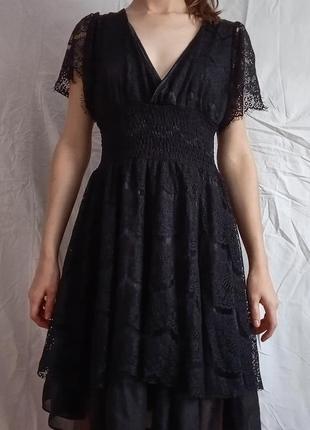 Чорне мереживне плаття 2