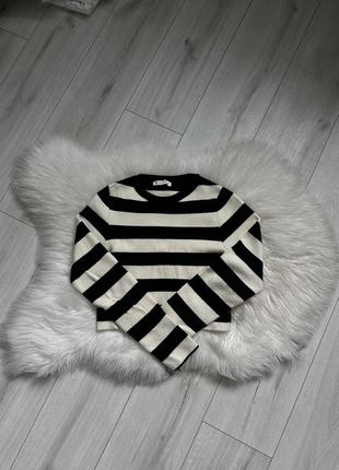 Укороченный джемпер в стиле oldmoney