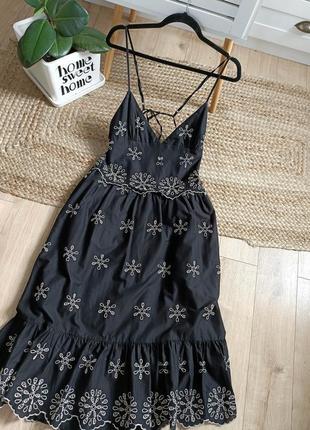 Платье миди с контрастной прорезной вышивкой белым по черному от zara, размер s*2 фото