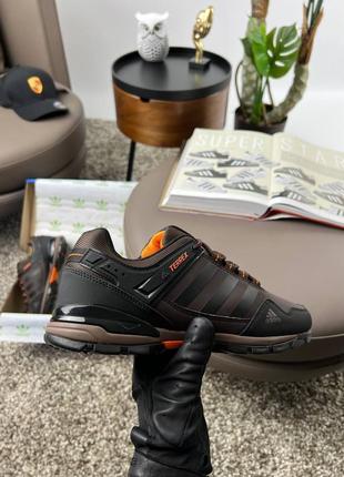 Кроссовки adidas 2