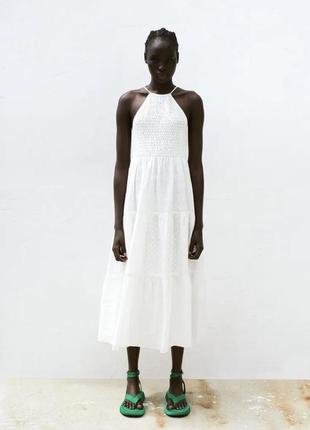 Хлопковый сарафан в прошву ярусное платье миди белый сарафан ришелье zara белое ярусное платье с вышивкой сарафан на бретельках