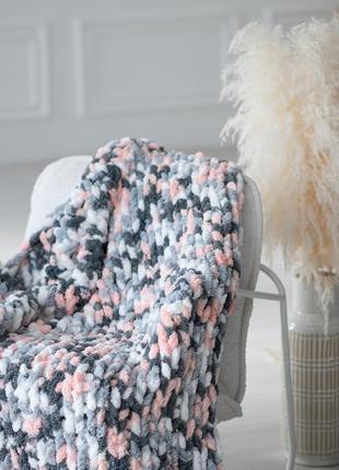 Плюшевый теплый мягкий плед из толстой пряжи