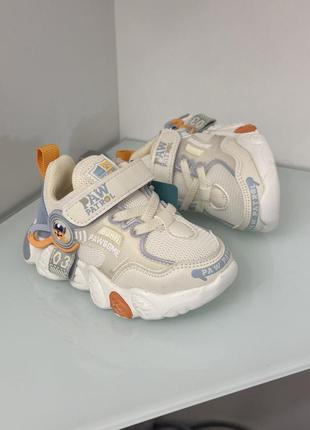 Кросівки на хлопчиків кросівки для дівчат кеди на злопчика кеди для дівчат мокасини сліпони дитяче взуття осінні кросівки на діток