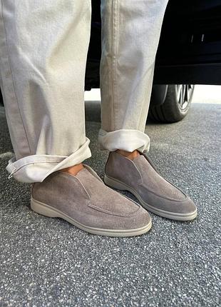 Красиві лофери жіночі замшеві бежевого кольору