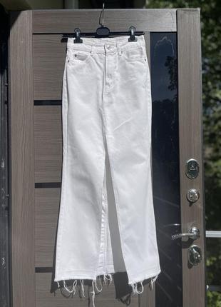 Белая длинная джинсовая юбка на высокой посадке stradivarius, размер 24 (xs-s)2 фото