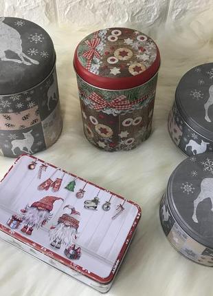 Набір новорічних різдвяних металевих банок коробок для печива високі круглі