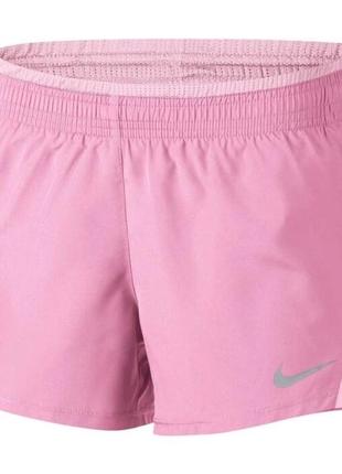 Женские спортивные шорты nike