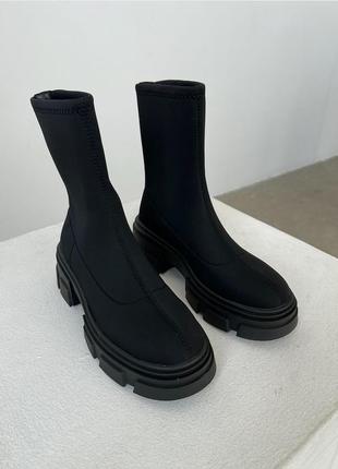 Высокие чёрные деми ботинки челси