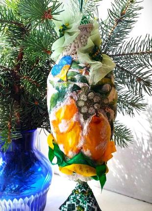 Казковий авторський вироб-декор ручної роботи у формі дзвіночка - "christmas wonders"