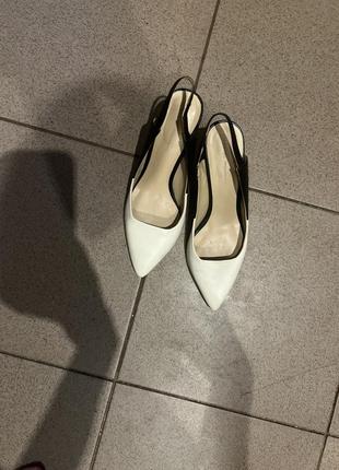 Zara 36 35 босоножки туфлые босоножки белые туфли