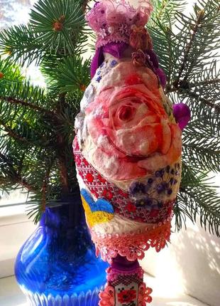 Казковий авторський вироб-декор ручної роботи у формі дзвіночка - "christmas wonders"