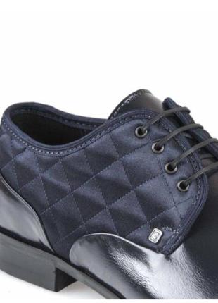 Оригінальні туфлі conhpol