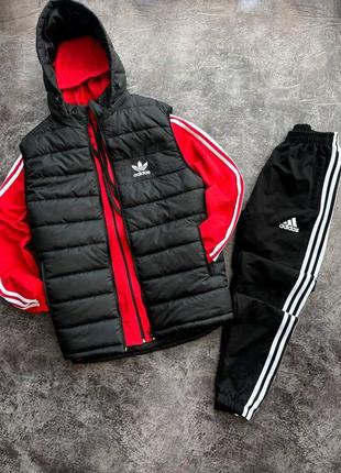 Спортивний костюм adidas з капюшоном