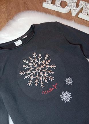 Лонгслив с снежинкой от zara на 9 лет