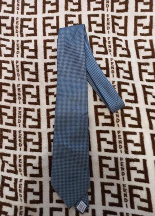 Красивый галстук