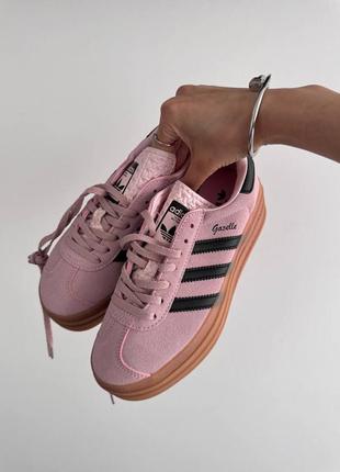 Кросівки в стилі adidas gazelle
bold pink / black premium2 фото