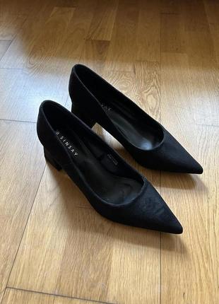 Туфли новые ни разу не одевала