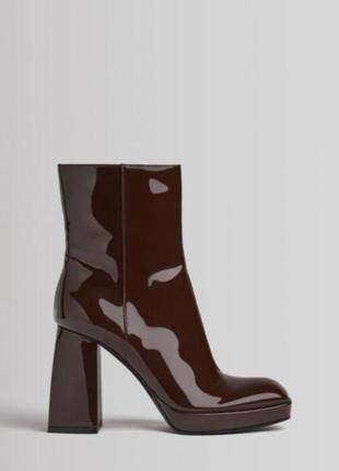 Ботінки ботильйони на каблуку