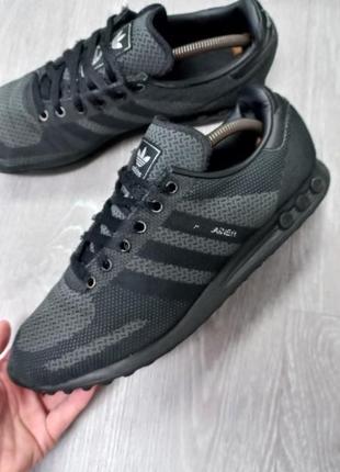 Фірмові кросівки adidas3 фото
