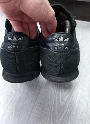 Фірмові кросівки adidas5 фото