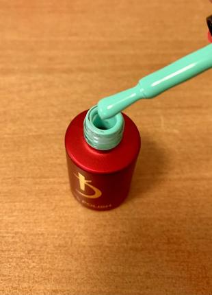 Гель лак для нігтів kodi 10 aq мятний фісташковий без шимеру (5019)