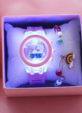 Детские подарочные часы и браслет в виде единорога2 фото