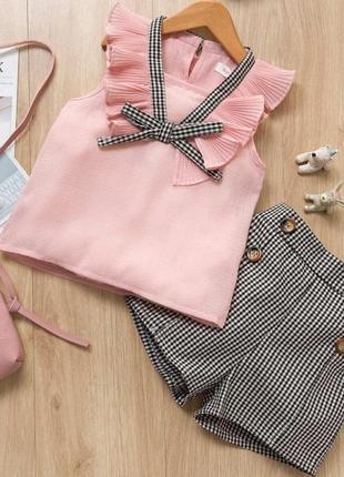 Стильний костюм