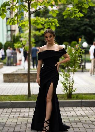 Випускне, вечірнє плаття від українського бренду milla nova